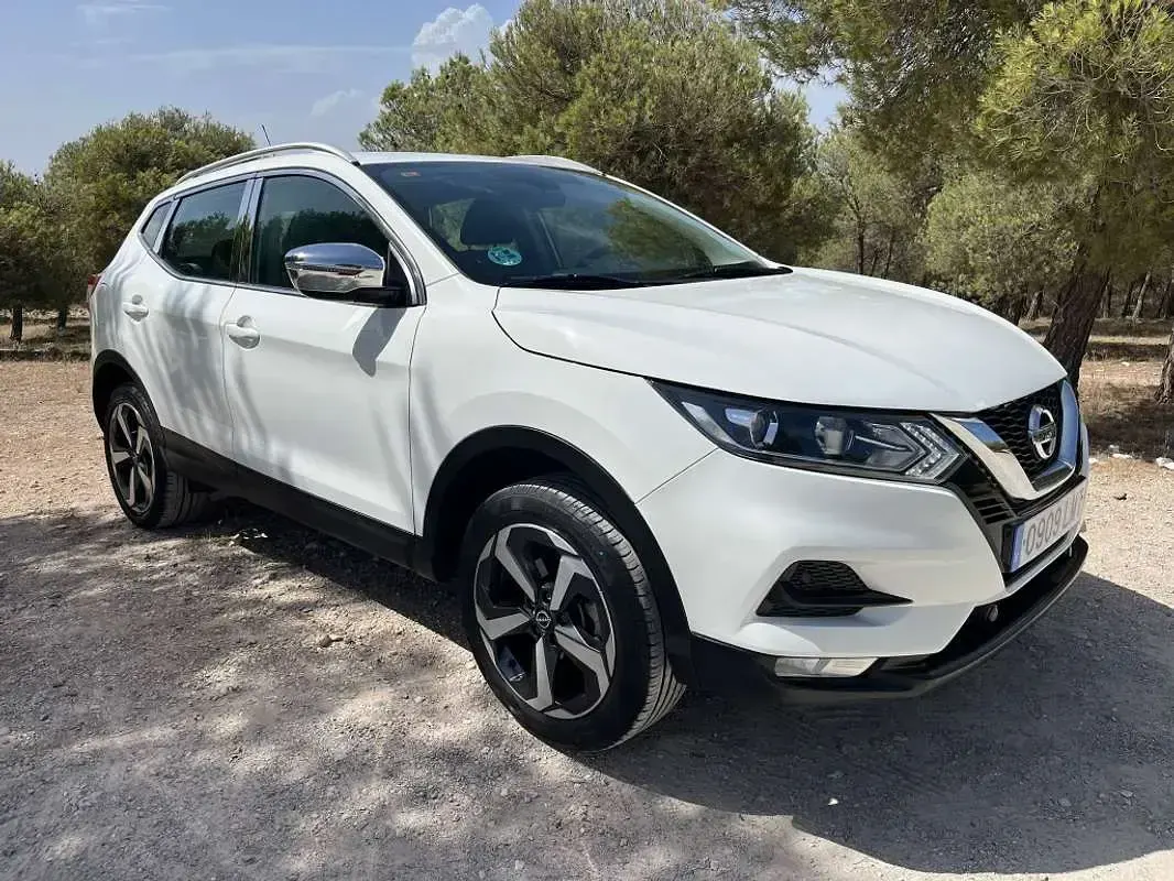 Usado Nissan Qashqai Acenta 150 CV (110 kW) 2021 Blanco SUV