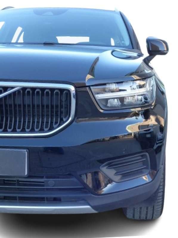 Usado Volvo XC40 Momentum 163 CV (119 kW) 2021 Negro SUV