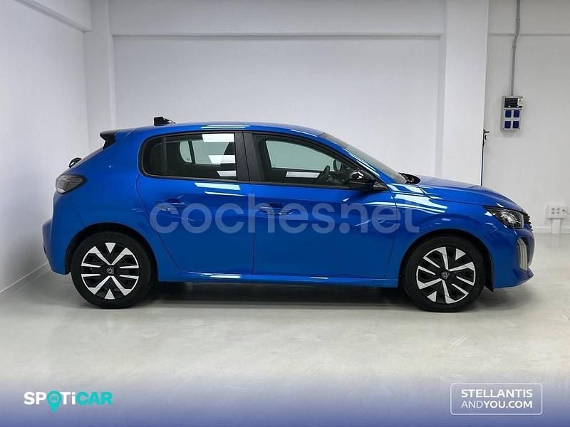 Usado Peugeot 208 Active 100 CV (73 kW) 2024 Azul Utilitario