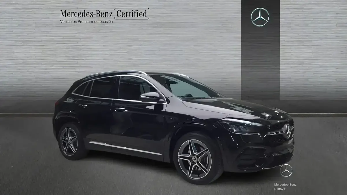 Usado Mercedes GLA250 218 CV (160 kW) 2025 Negro noche SUV