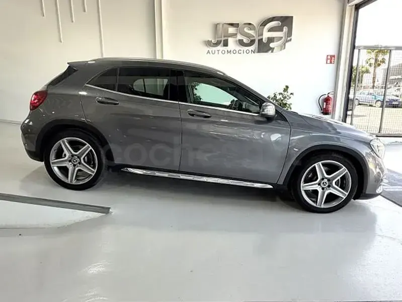 Usado Mercedes GLA220 177 CV (130 kW) 2018 Gris / plata SUV
