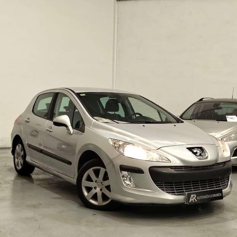 Gris Usado 2007 Peugeot 308 Premium Utilitario | 5499 € (Precio justo) - Imagen 1/4