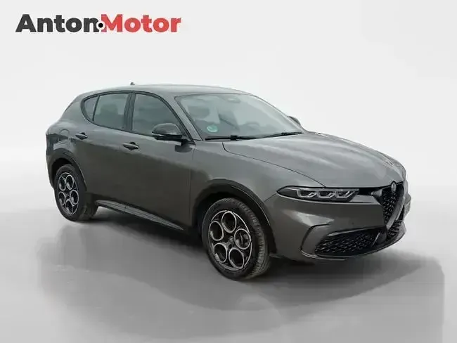 Usado Alfa Romeo Tonale Sprint 130 CV (95 kW) 2024 Gris SUV