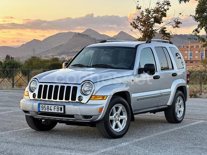Gris / plata Usado 2006 Jeep Cherokee Limited SUV | 6700 € (Super precio) - Imagen 1/4