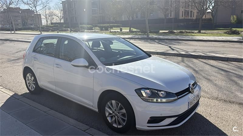 Usado VW Golf VII Advance 115 CV (84 kW) 2019 Blanco Berlina