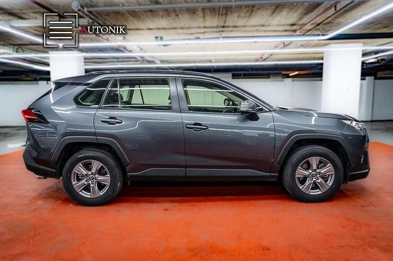 Usado Toyota RAV4 Hybrid Business Edition 222 CV (163 kW) 2022 Gris SUV