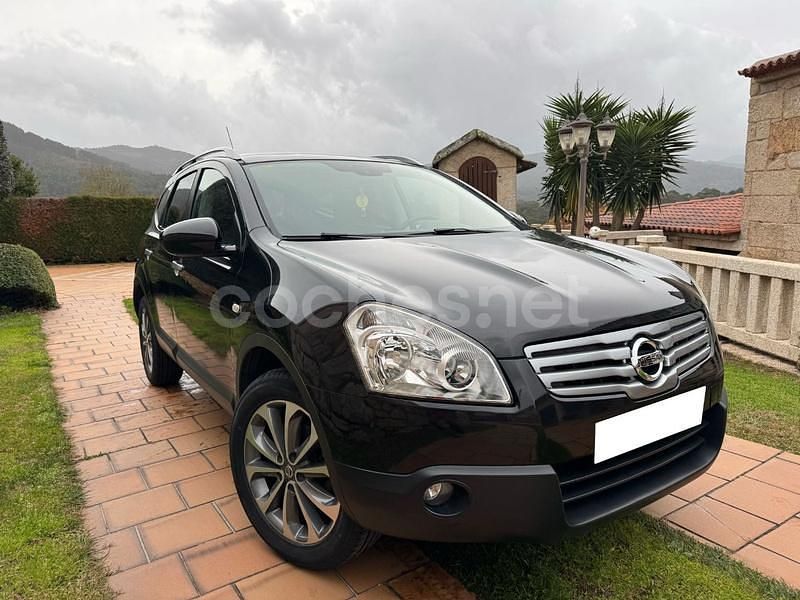 Negro Usado 2010 Nissan Qashqai +2 Tekna SUV | 7490 € (Precio justo) - Imagen 1/4