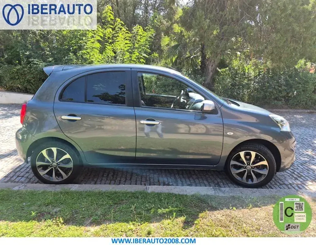 Usado Nissan Micra N-TEC 80 CV (58 kW) 2015 Gris Utilitario