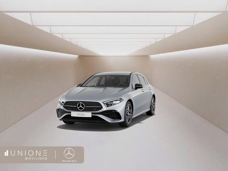 Usado Mercedes A200 150 CV (110 kW) 2025 Gris