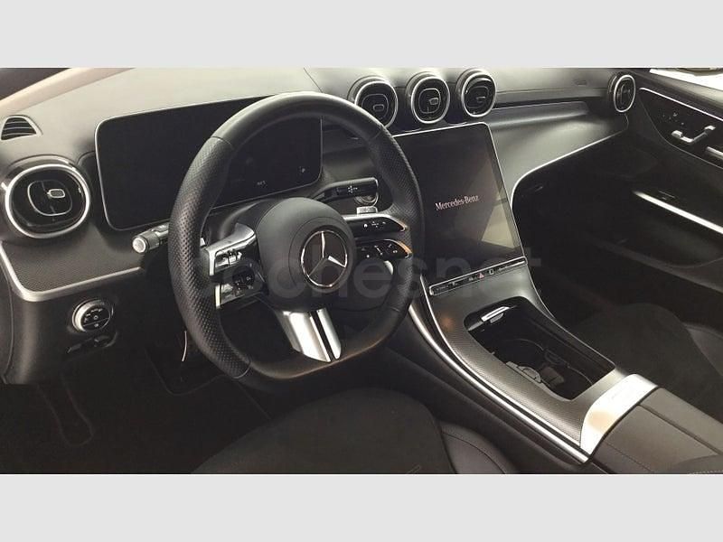 Usado Mercedes C220 200 CV (147 kW) 2025 Gris / plata Berlina