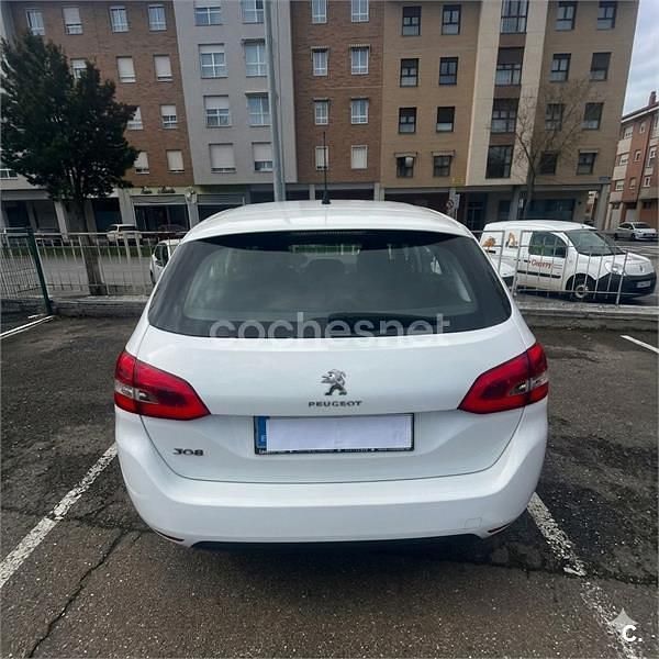 Usado Peugeot 308 SW Business-Line 130 CV (95 kW) 2019 Blanco Familiar