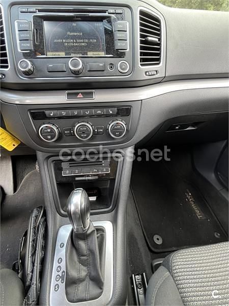 Usado VW Sharan Advance 140 CV (102 kW) 2013 Negro Monovolumen