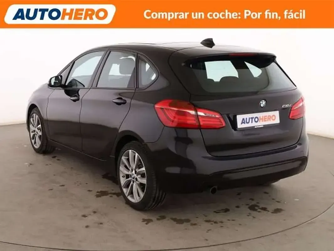 Usado BMW 218 Active Tourer Sport Line 150 CV (110 kW) 2014 Negro Monovolumen