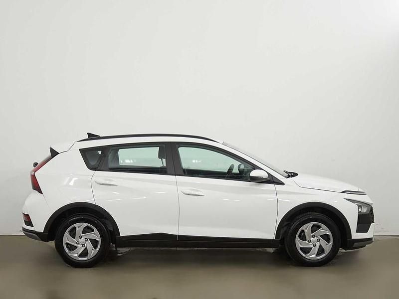 Usado Hyundai Bayon 108 CV (79 kW) 2025 Blanco SUV