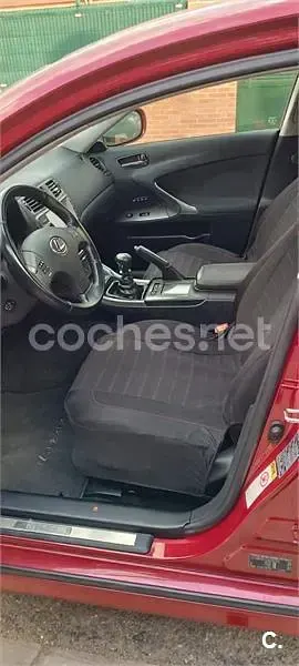 Usado Lexus IS220d Sport Line 177 CV (130 kW) 2007 Rojo Berlina