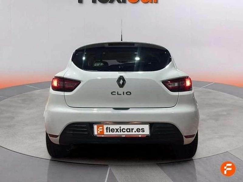 Usado Renault Clio IV LIMITED 75 CV (55 kW) 2018 Blanco Berlina