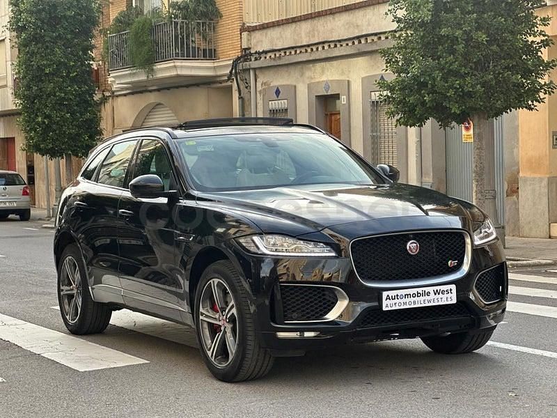 Usado Jaguar F-Pace R-Sport 300 CV (220 kW) 2016 Negro SUV