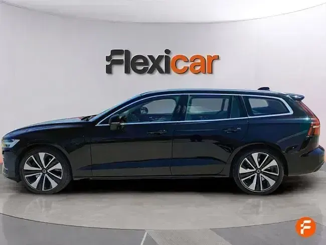 Usado Volvo V60 Business Edition 340 CV (250 kW) 2021 Negro Familiar