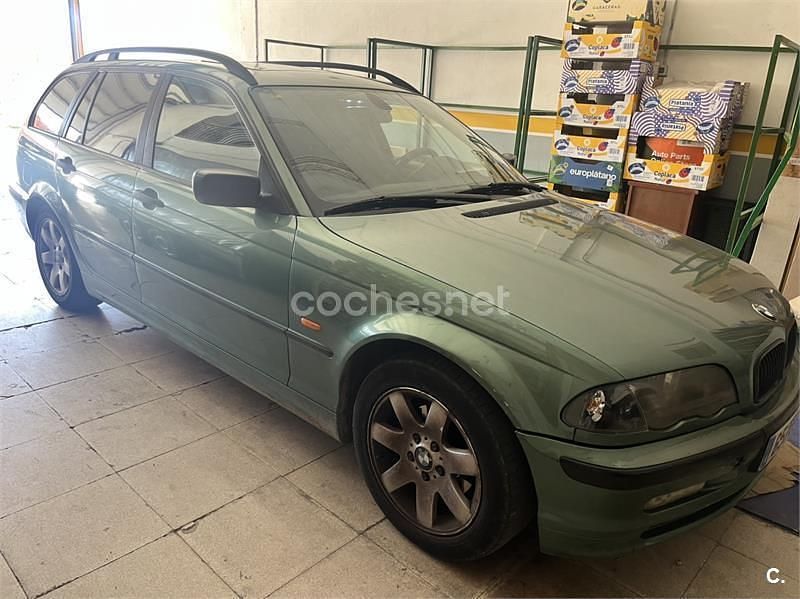 Verde Usado 2001 BMW 320 Familiar | 2300 € (Super precio) - Imagen 1/3