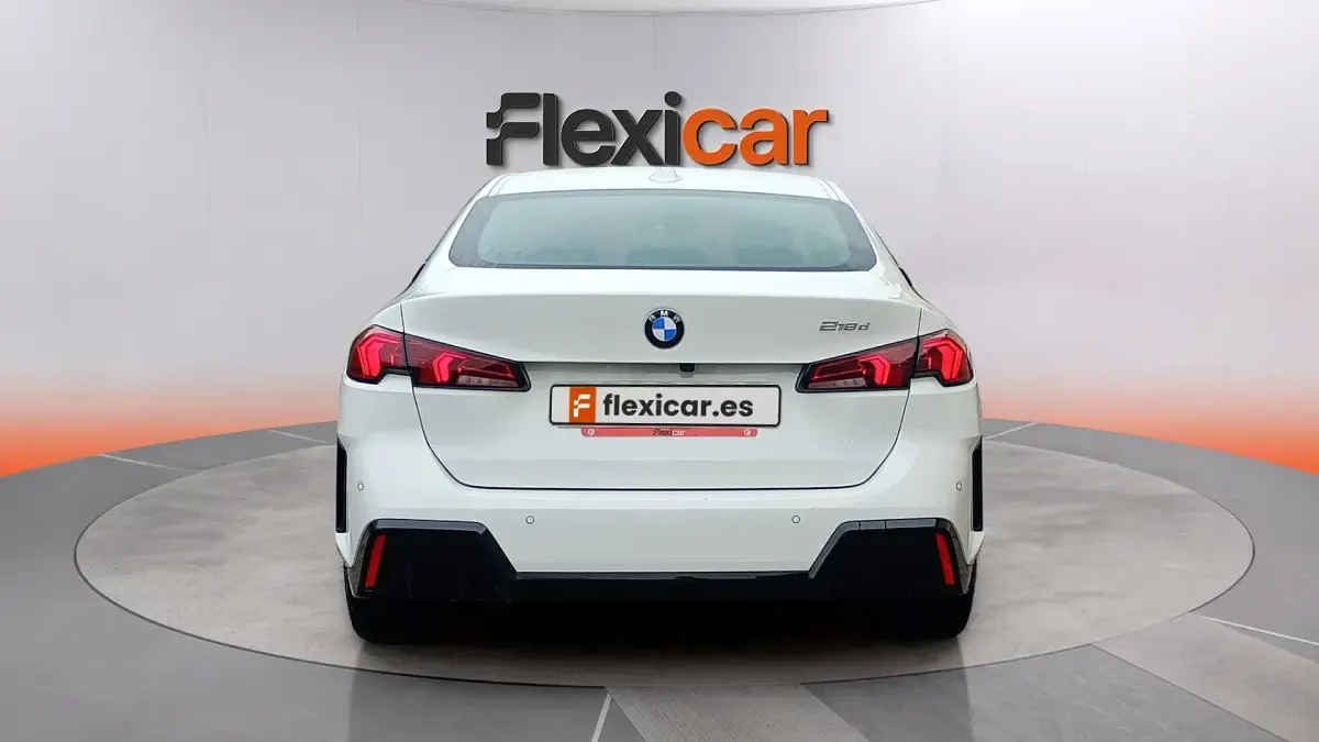 Usado BMW 218 150 CV (110 kW) 2025 Blanco Coupe