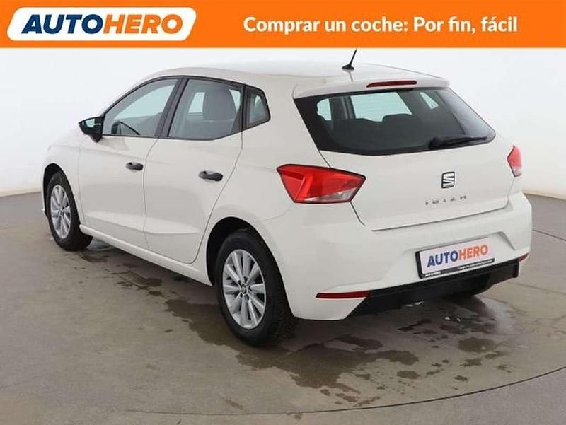 Usado Seat Ibiza Reference 75 CV (55 kW) 2018 Blanco Berlina