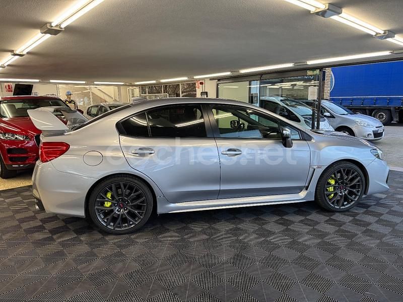 Usado Subaru WRX STI 300 CV (220 kW) 2018 Gris / plata Berlina