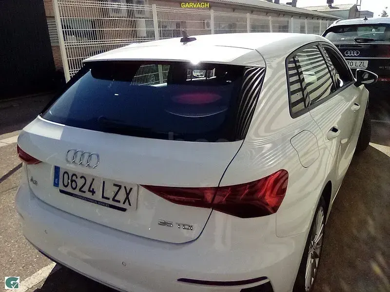 Usado Audi A3 Advanced 150 CV (110 kW) 2022 Blanco Berlina