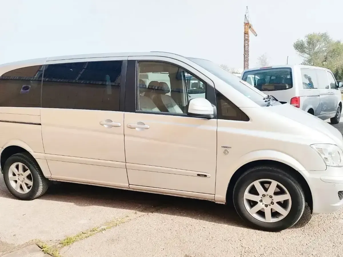 Usado Mercedes Viano 163 CV (119 kW) 2013 Blanco Monovolumen