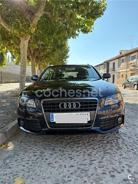 Usado Audi A4 143 CV (105 kW) 2010 Azul Familiar