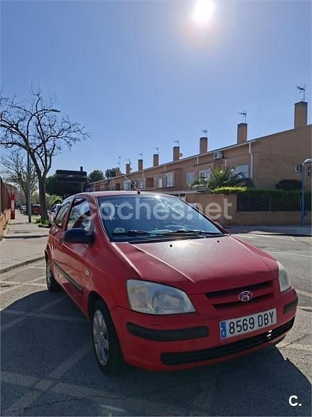 Usado Hyundai Getz 63 CV (46 kW) 2004 Rojo Utilitario