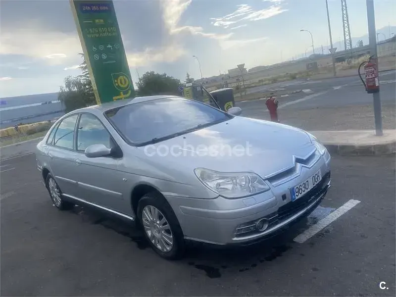 Usado Citroën C5 VTR Sport 143 CV (105 kW) 2005 Gris / plata Berlina