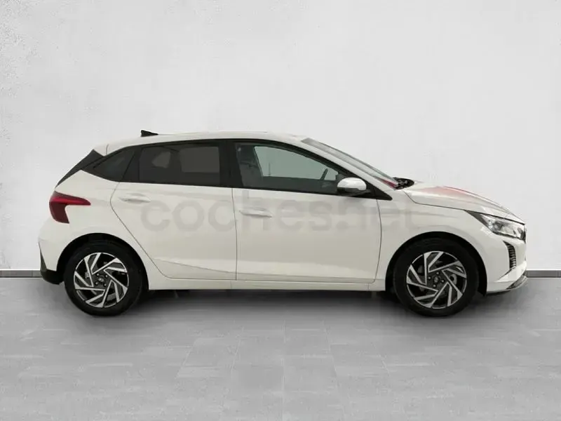 Nuevo Hyundai i20 100 CV (73 kW) 2025 Blanco Utilitario