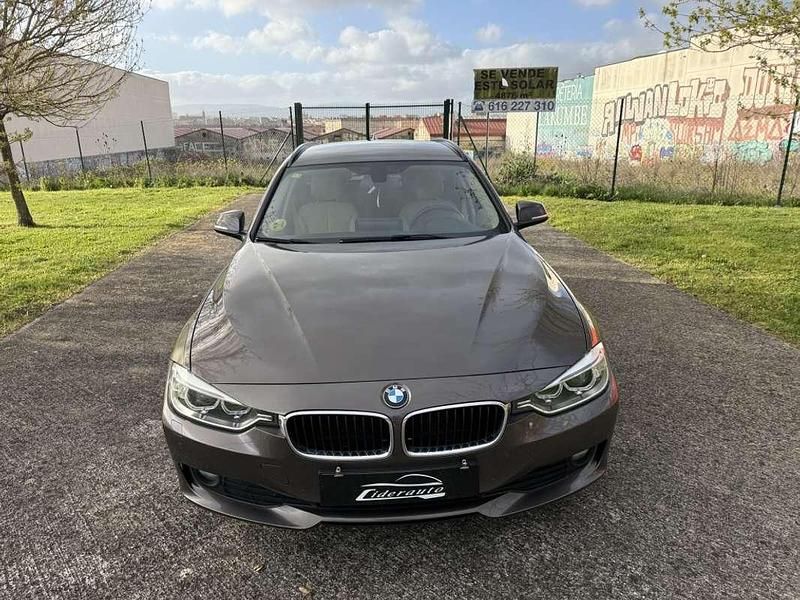 Usado BMW 318 Luxury Line 143 CV (105 kW) 2014 Marrón Familiar