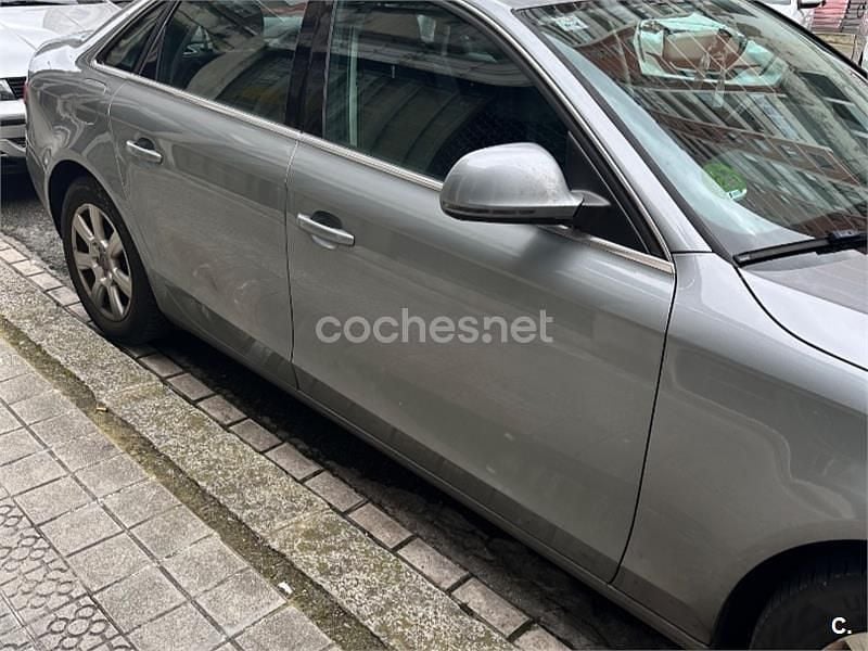 Usado Audi A4 160 HP (117 kW) 2008 Cinzento Sedan