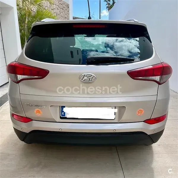 Usado Hyundai Tucson 131 CV (96 kW) 2016 Beige SUV