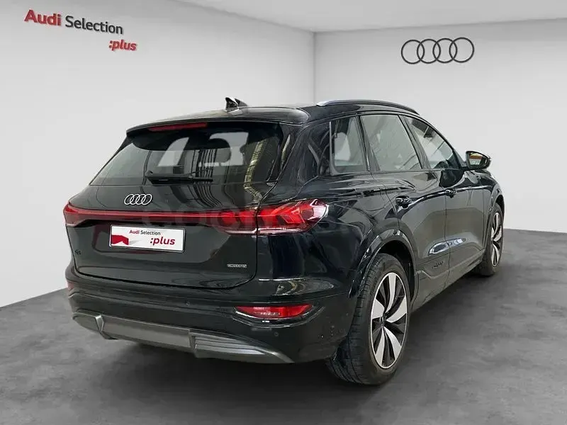 Usado Audi Q6 e-tron S-Line 284 kW (387 CV) 2025 Eléctrico SUV