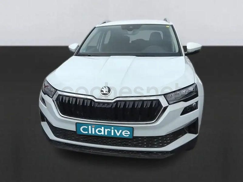 Usado Skoda Karoq Ambition 115 CV (84 kW) 2024 Blanco SUV