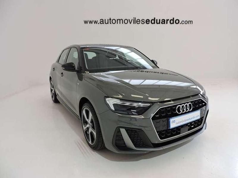 Usado Audi A1 Sportback S-Line 95 CV (69 kW) 2021 Gris Utilitario