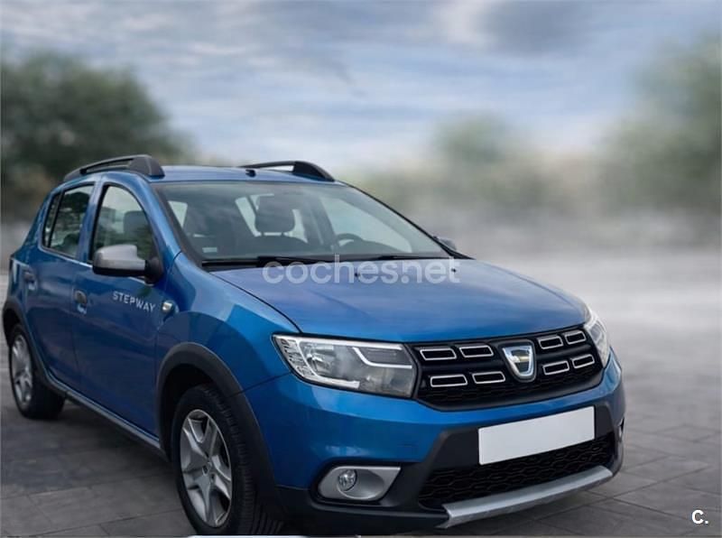 Usado Dacia Sandero Stepway 90 CV (66 kW) 2017 Azul Berlina