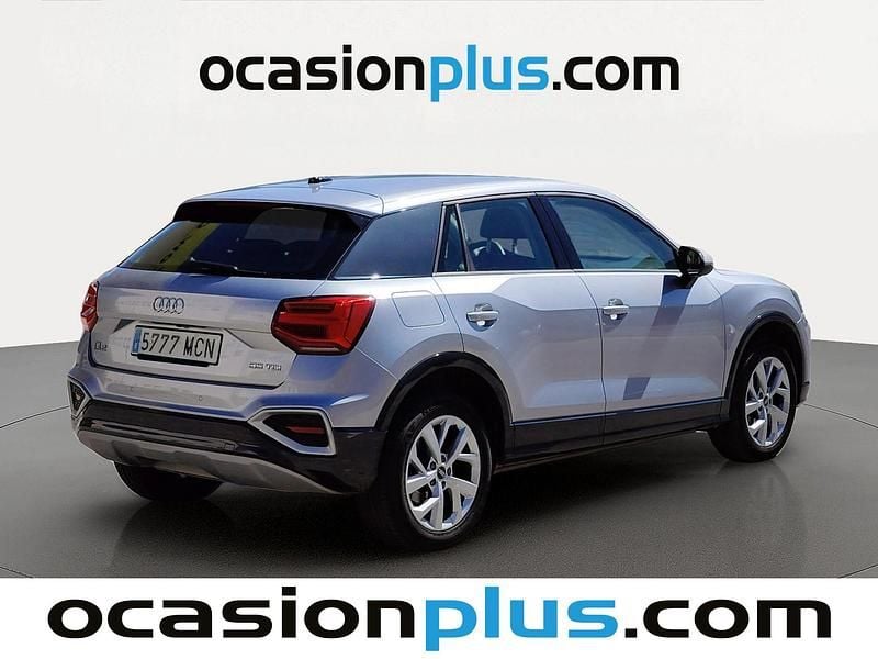 Usado Audi Q2 Advanced Plus 150 CV (110 kW) 2022 Gris plata SUV