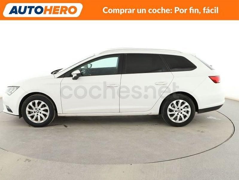 Usado Seat Leon Style 110 CV (80 kW) 2016 Blanco Familiar