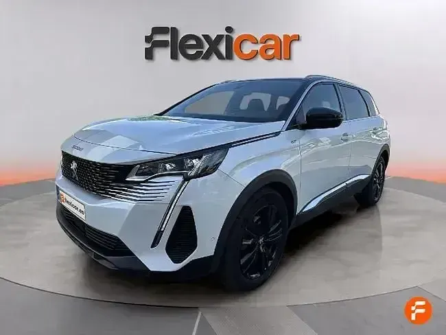 Usado Peugeot 5008 GT 130 CV (95 kW) 2021 Blanco SUV