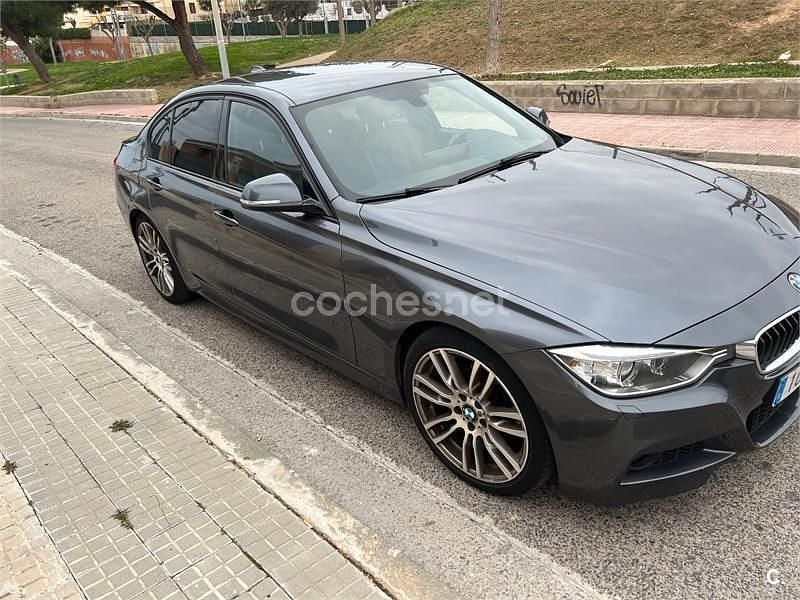 Usado BMW 318 Sport Line 143 CV (105 kW) 2013 Gris / plata Berlina