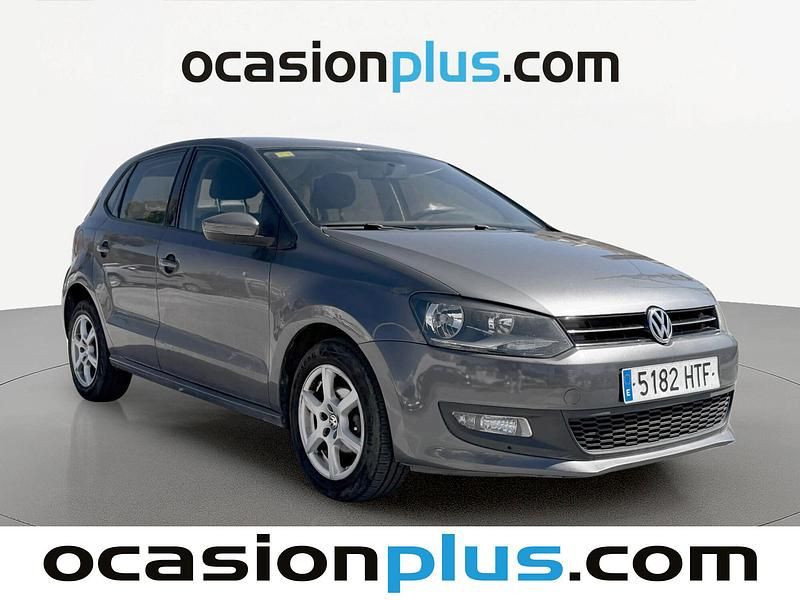 Usado VW Polo Advance 90 CV (66 kW) 2013 Gris Utilitario