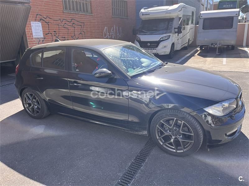 Usado BMW 120 150 CV (110 kW) 2008 Negro Utilitario