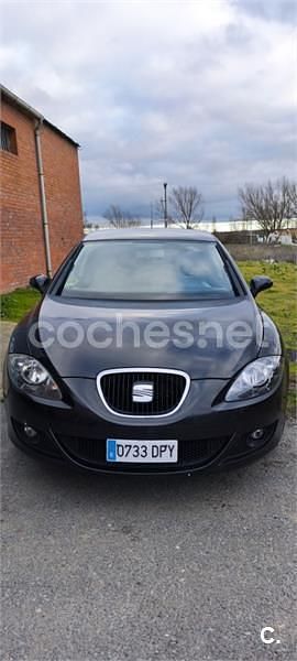 Usado Seat Leon Stylance 140 CV (102 kW) 2005 Negro Berlina