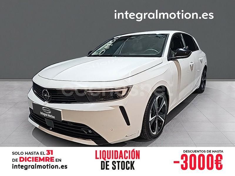 Blanco Usado 2023 Opel Astra Elegance Berlina | 17.950 € (Un poco caro) - Imagen 1/4