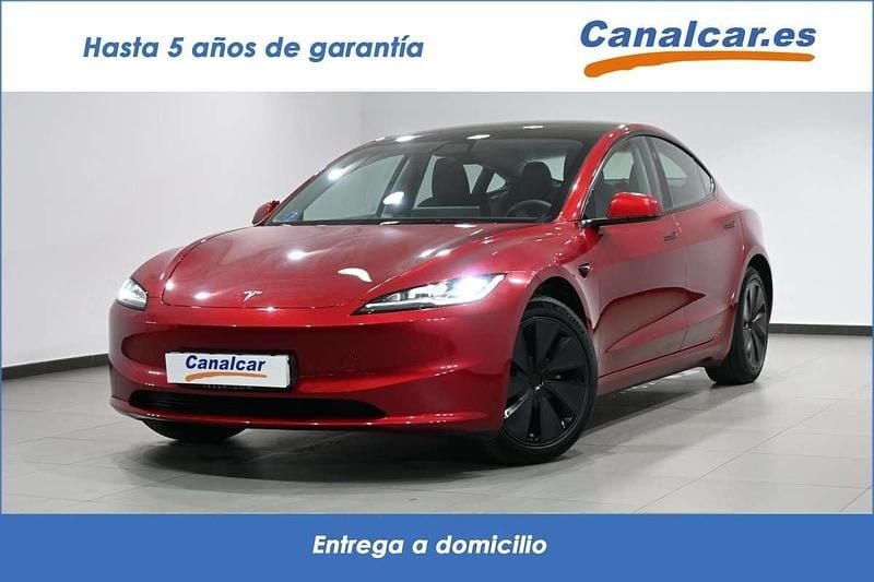 Rojo Usado 2024 Tesla Model 3 Standard Range Berlina | 31.271 € (Precio justo) - Imagen 1/4