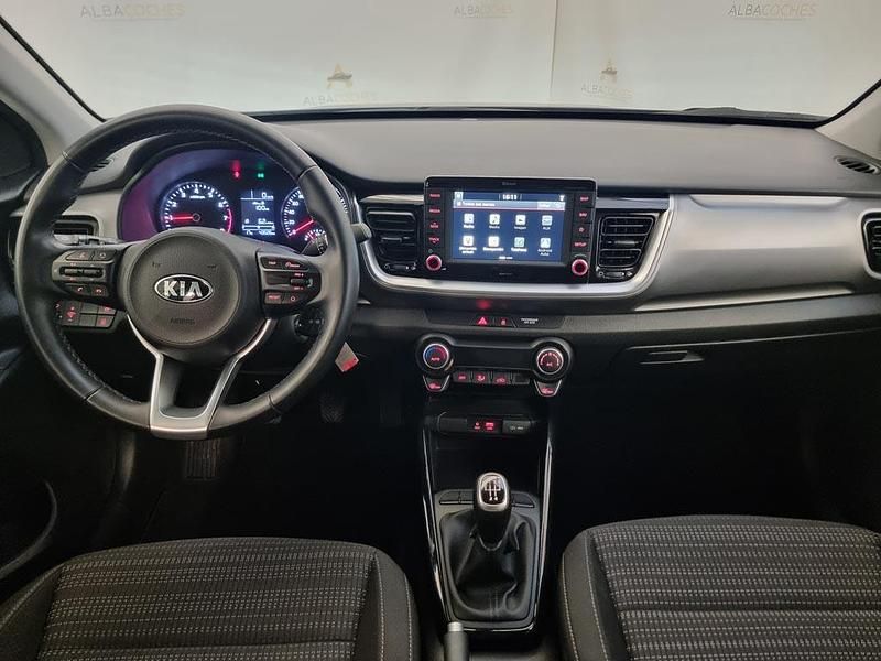Usado Kia Stonic 101 CV (74 kW) 2020 Gris SUV
