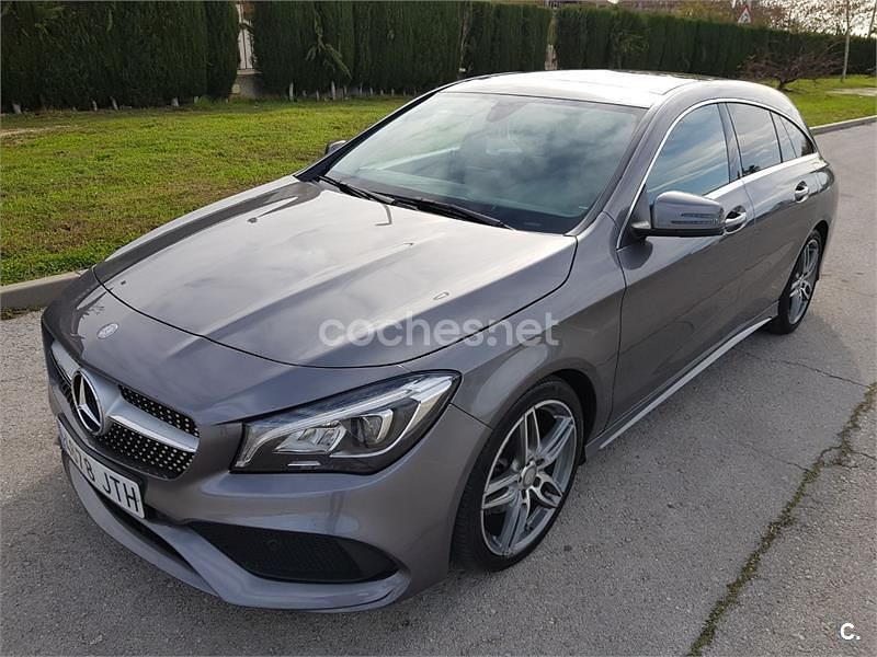 Usado Mercedes CLA200 AMG line 156 CV (114 kW) 2016 Gris / plata Berlina